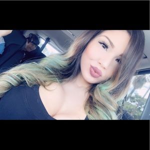 Meet your Posher, Vicky